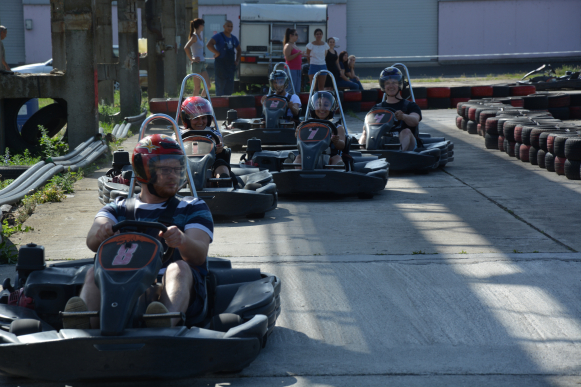 Önfeledt élmények az első "WISZ Gokart Nagydíjon"